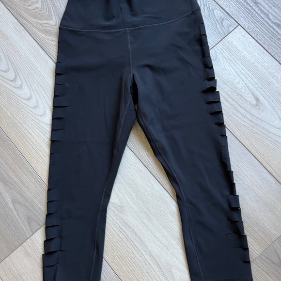 Alo like new black workout leggings size large - Picture 8 of 8